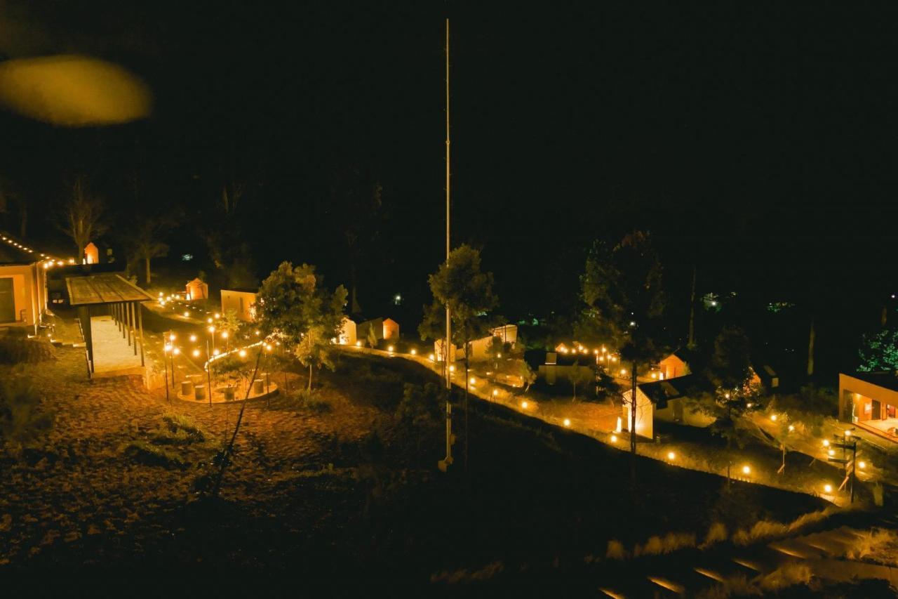 Bobocabin Gunung Mas, Puncak Tagalbato 外观 照片